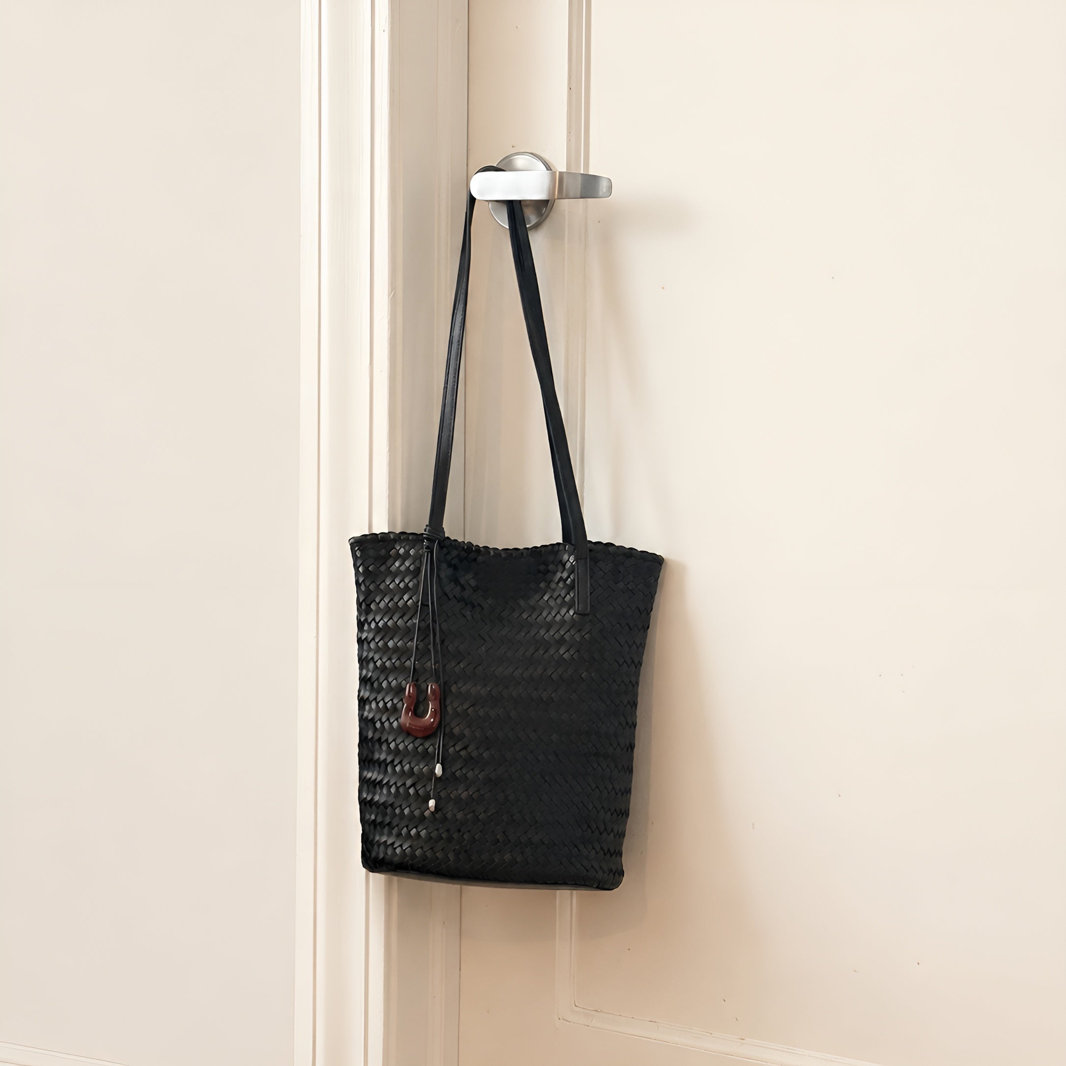 Kila Tote Black